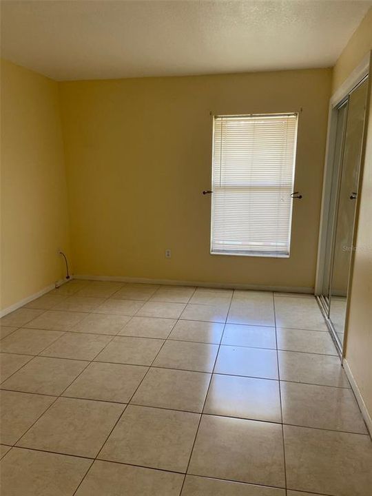 For Rent: $1,400 (2 beds, 2 baths, 895 Square Feet)
