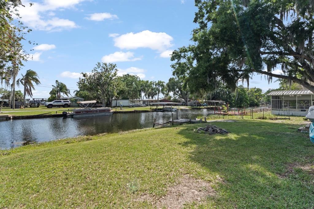 For Sale: $214,999 (3 beds, 2 baths, 1404 Square Feet)
