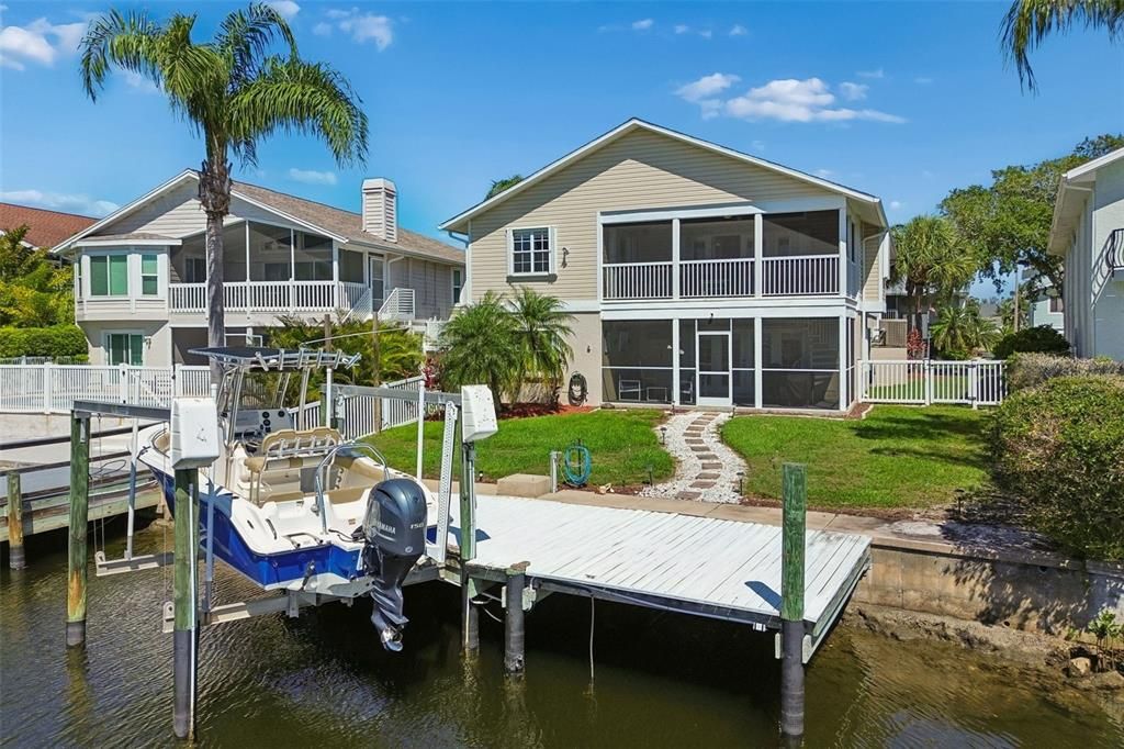 En Venta: $759,900 (3 camas, 3 baños, 2020 Pies cuadrados)