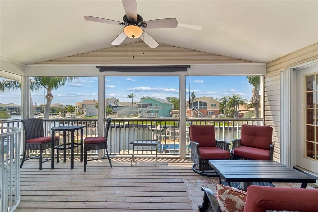 En Venta: $759,900 (3 camas, 3 baños, 2020 Pies cuadrados)