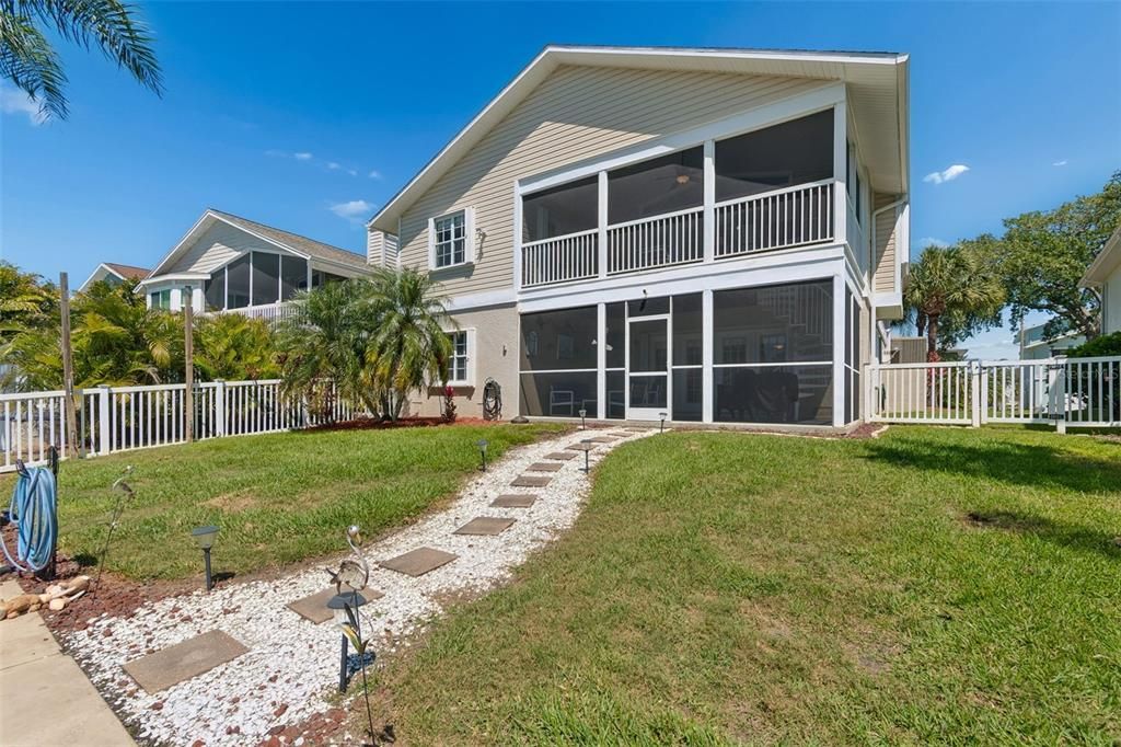 En Venta: $759,900 (3 camas, 3 baños, 2020 Pies cuadrados)