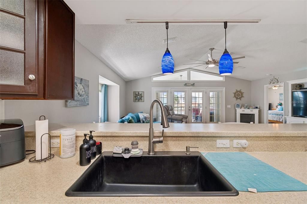 En Venta: $759,900 (3 camas, 3 baños, 2020 Pies cuadrados)