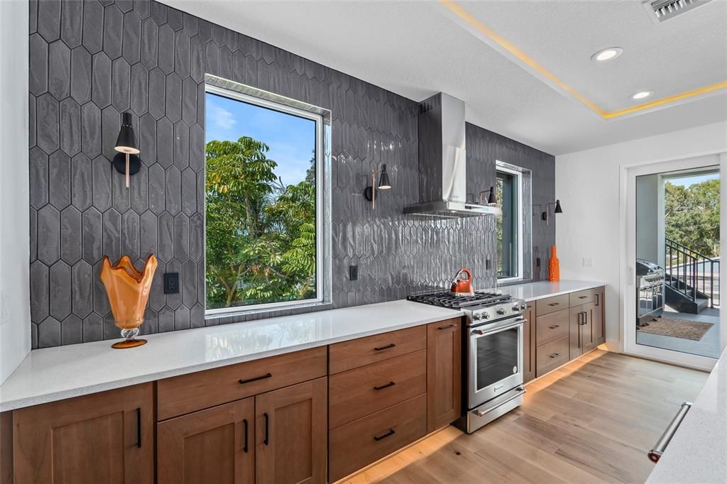 For Sale: $2,395,000 (4 beds, 4 baths, 4598 Square Feet)