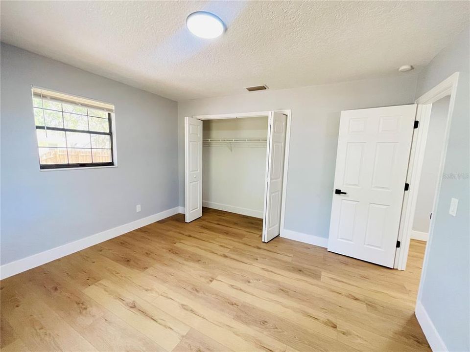 На продажу: $369,900 (3 спален, 2 ванн, 1802 Квадратных фут)