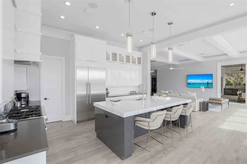 For Sale: $730,000 (4 beds, 4 baths, 4009 Square Feet)