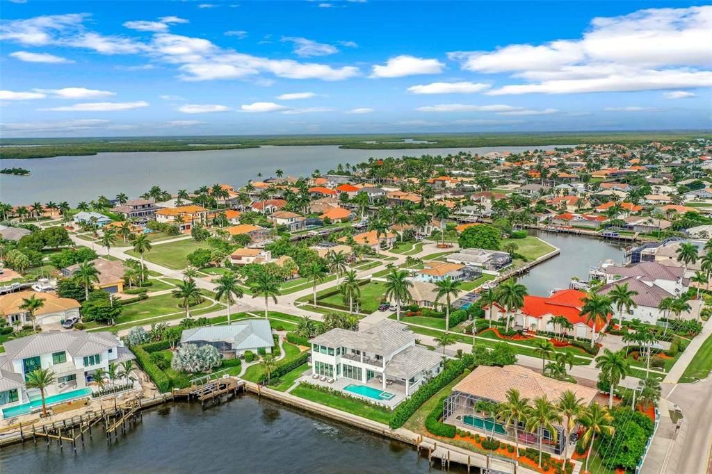 For Sale: $730,000 (4 beds, 4 baths, 4009 Square Feet)