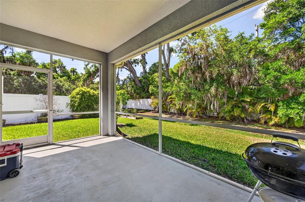 Activo con contrato: $389,900 (3 camas, 2 baños, 1736 Pies cuadrados)