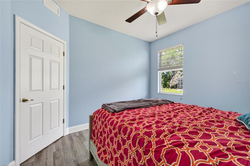 Activo con contrato: $389,900 (3 camas, 2 baños, 1736 Pies cuadrados)