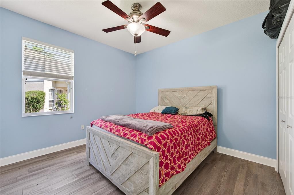 Activo con contrato: $389,900 (3 camas, 2 baños, 1736 Pies cuadrados)