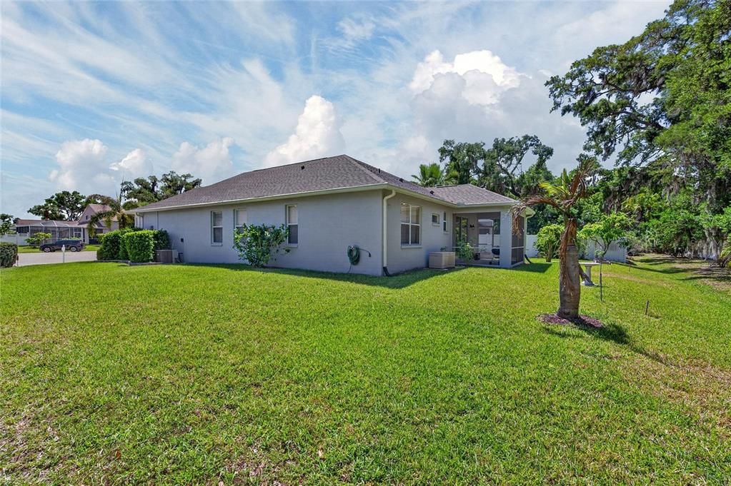Activo con contrato: $389,900 (3 camas, 2 baños, 1736 Pies cuadrados)