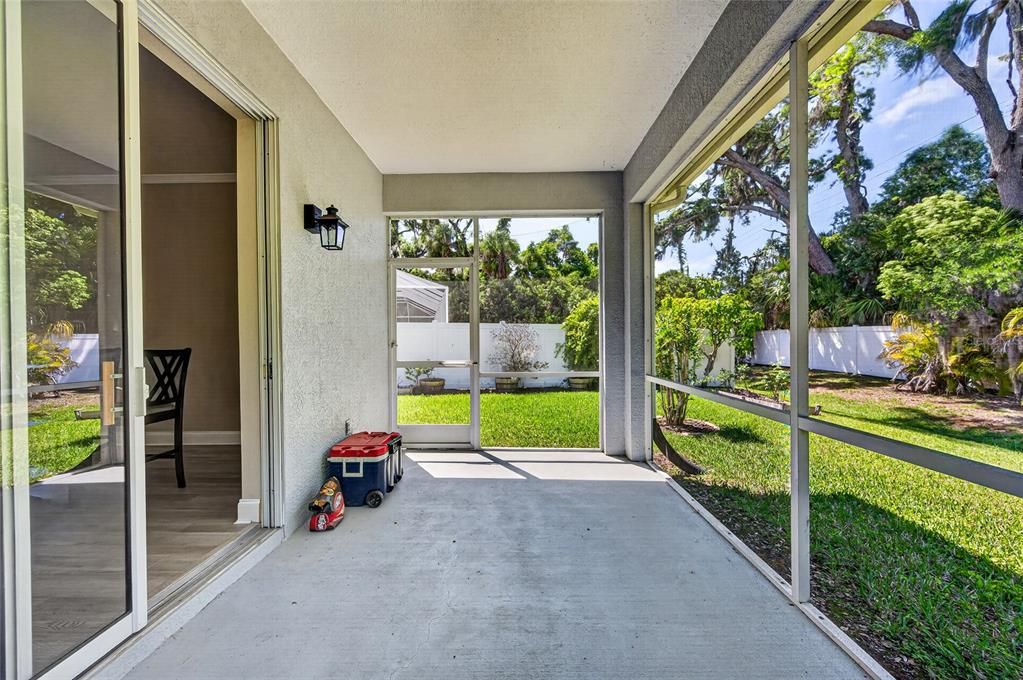 Activo con contrato: $389,900 (3 camas, 2 baños, 1736 Pies cuadrados)
