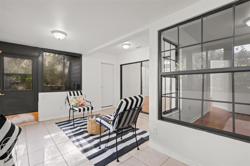 En Venta: $237,500 (2 camas, 2 baños, 1200 Pies cuadrados)