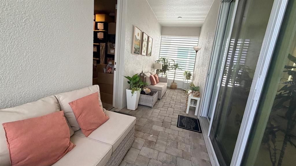 En Renta: $2,400 (3 camas, 2 baños, 1728 Pies cuadrados)