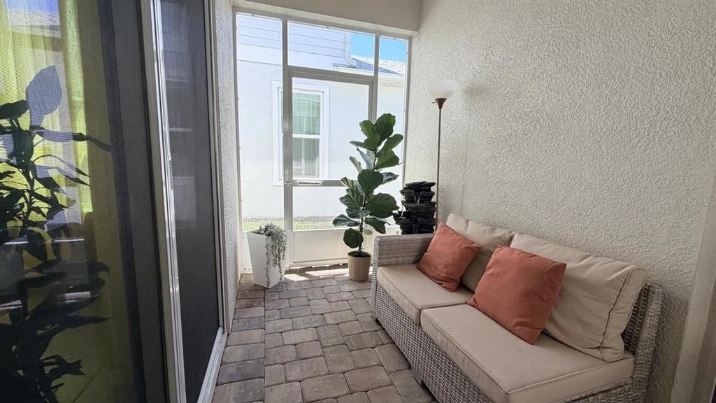 En Renta: $2,400 (3 camas, 2 baños, 1728 Pies cuadrados)