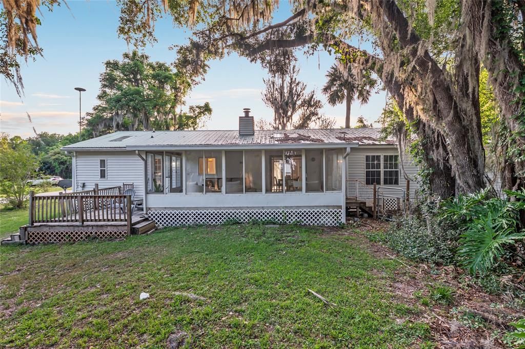 For Sale: $298,000 (3 beds, 2 baths, 1752 Square Feet)