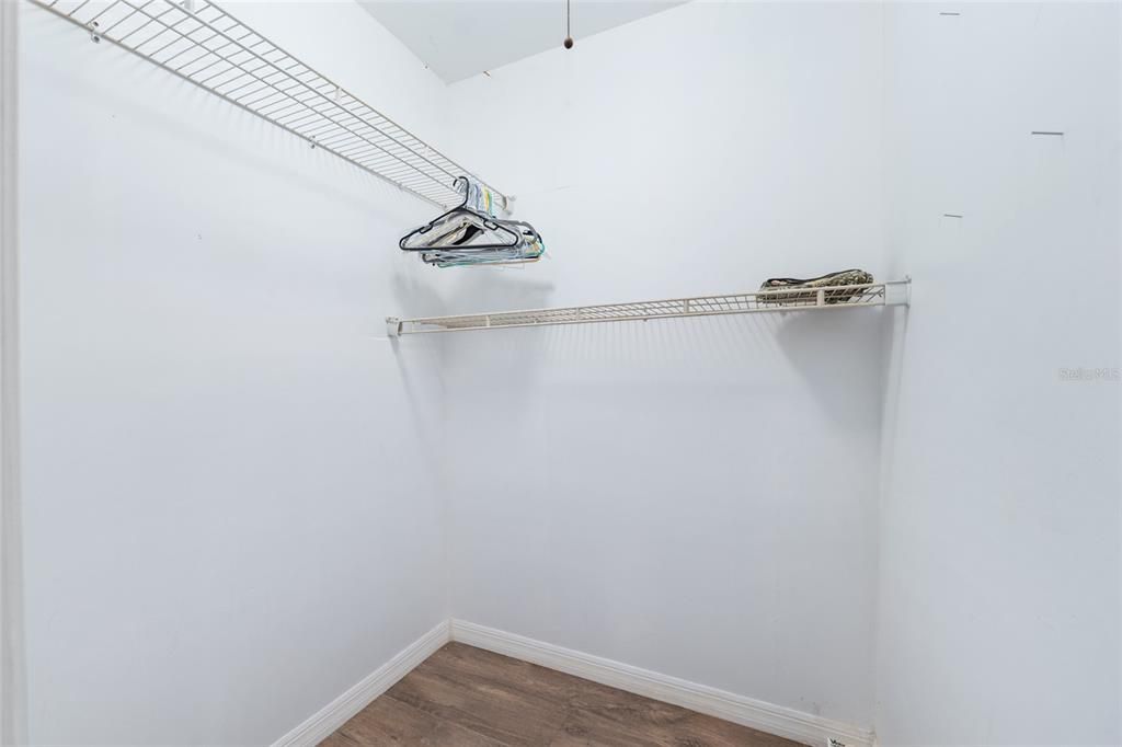 For Sale: $298,000 (3 beds, 2 baths, 1752 Square Feet)