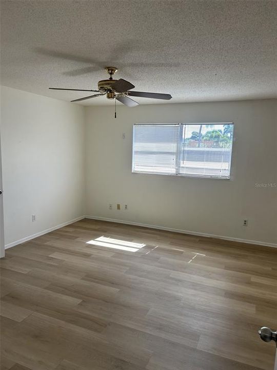 En Renta: $2,650 (3 camas, 2 baños, 1898 Pies cuadrados)