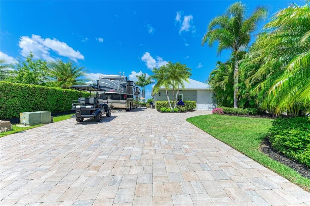 En Venta: $550,000 (1 camas, 1 baños, 1000 Pies cuadrados)