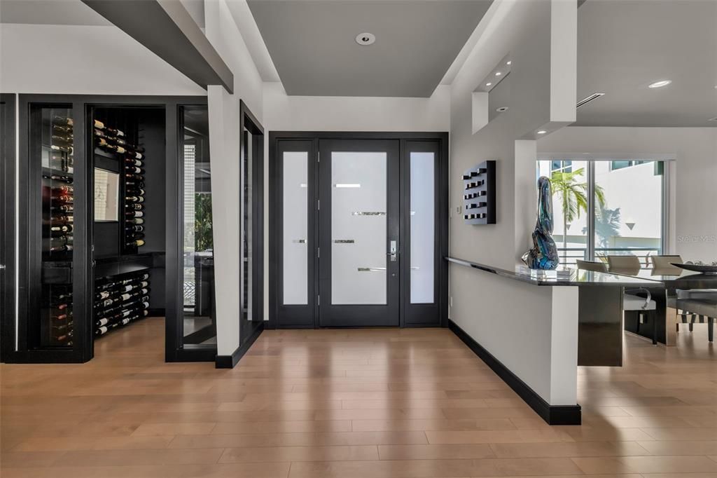 En Venta: $8,985,000 (4 camas, 5 baños, 6186 Pies cuadrados)