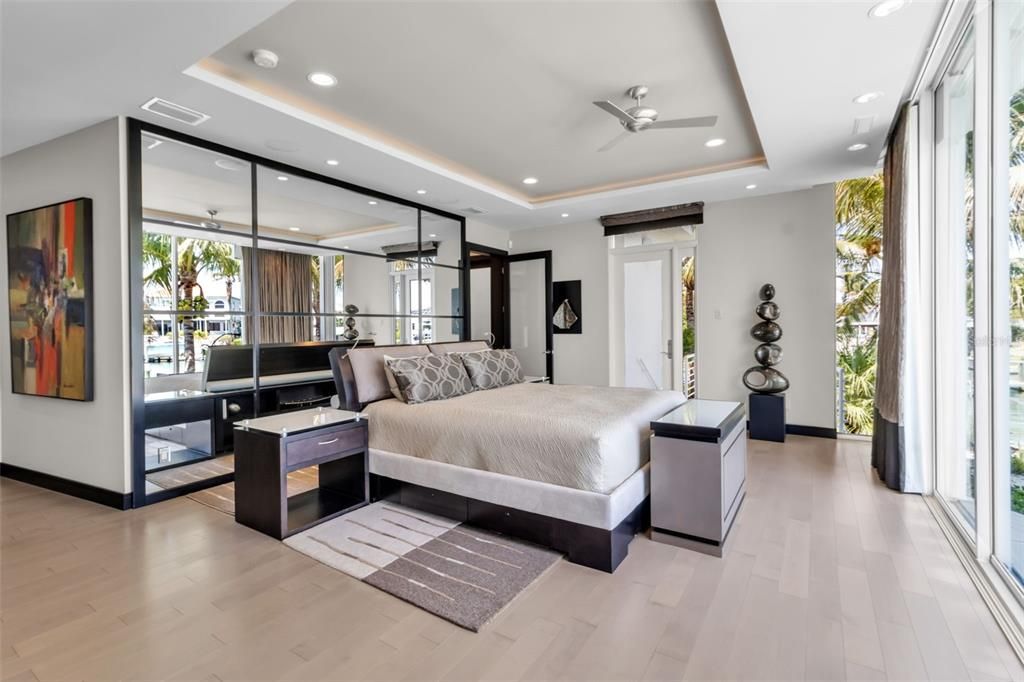 En Venta: $8,985,000 (4 camas, 5 baños, 6186 Pies cuadrados)