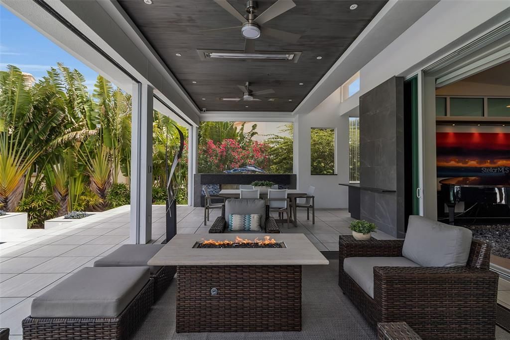 En Venta: $8,985,000 (4 camas, 5 baños, 6186 Pies cuadrados)