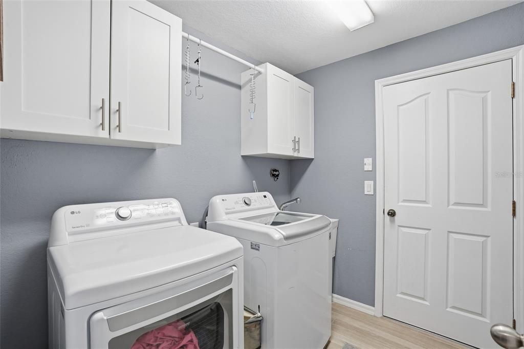 Active With Contract: $399,000 (4 beds, 2 baths, 2048 Square Feet)