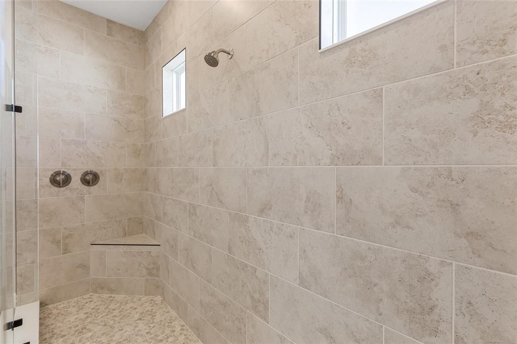 На продажу: $775,000 (4 спален, 3 ванн, 3115 Квадратных фут)