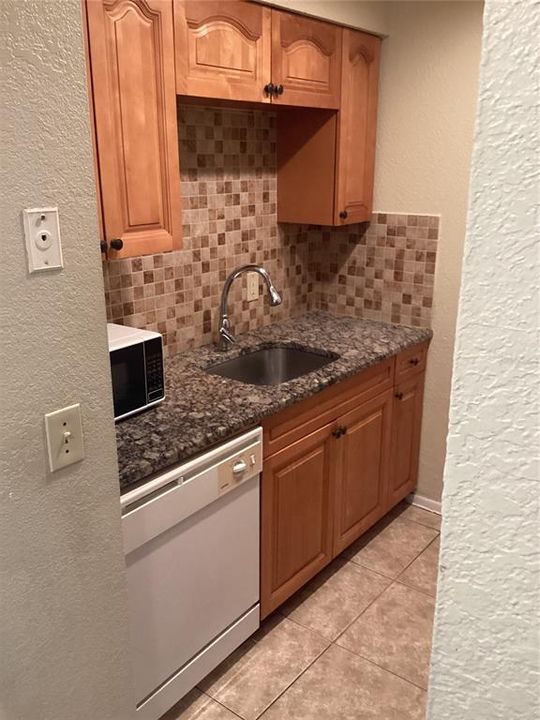 В аренду: $1,499 (2 спален, 2 ванн, 912 Квадратных фут)