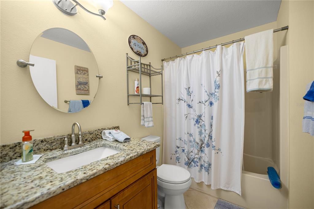 For Sale: $249,000 (2 beds, 2 baths, 1156 Square Feet)