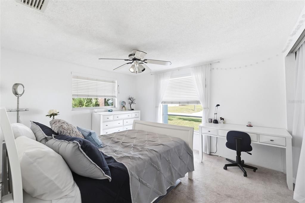 For Sale: $240,000 (3 beds, 2 baths, 1413 Square Feet)