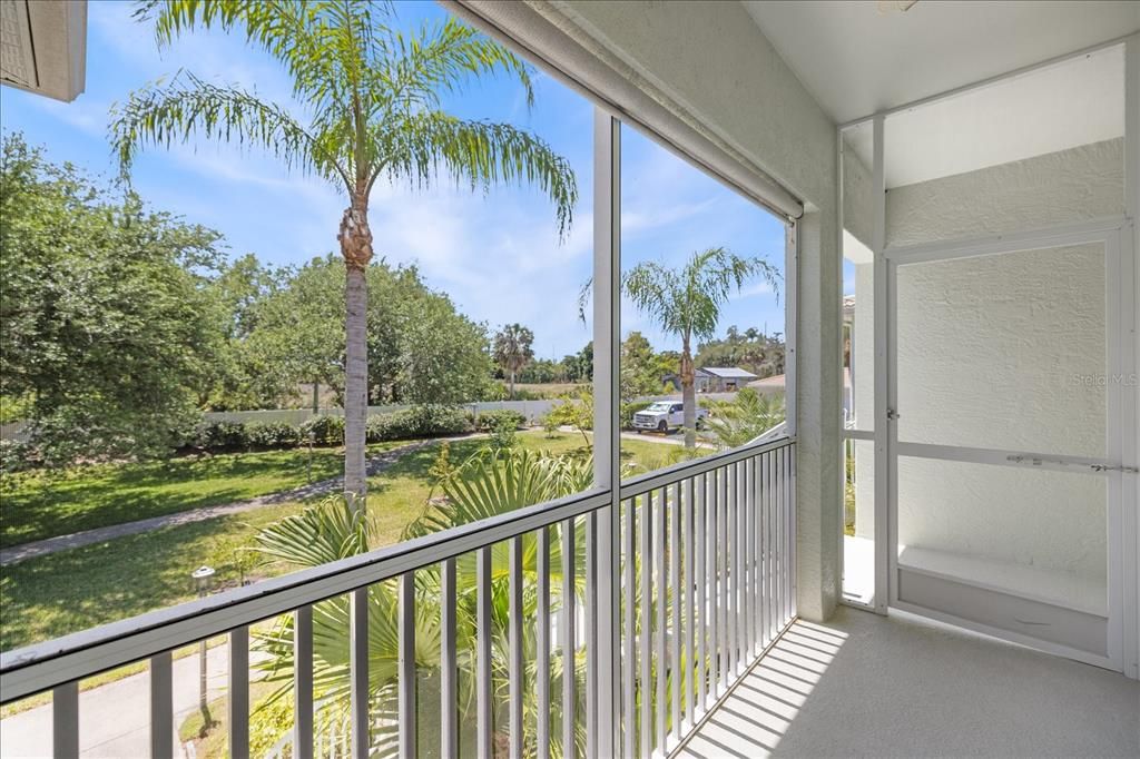 For Sale: $230,000 (2 beds, 2 baths, 1151 Square Feet)