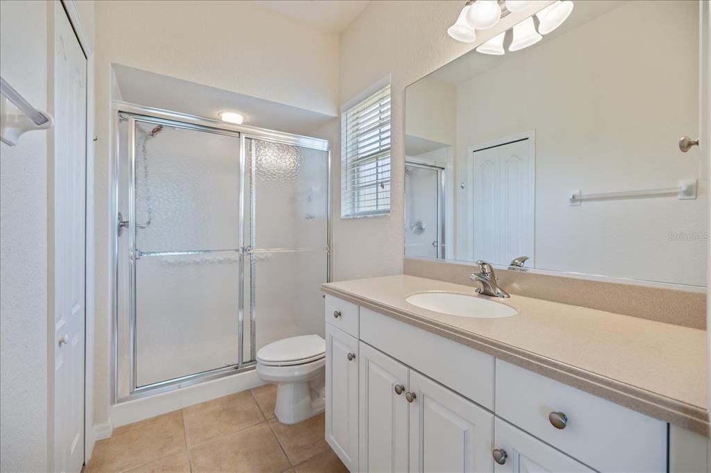 For Sale: $230,000 (2 beds, 2 baths, 1151 Square Feet)