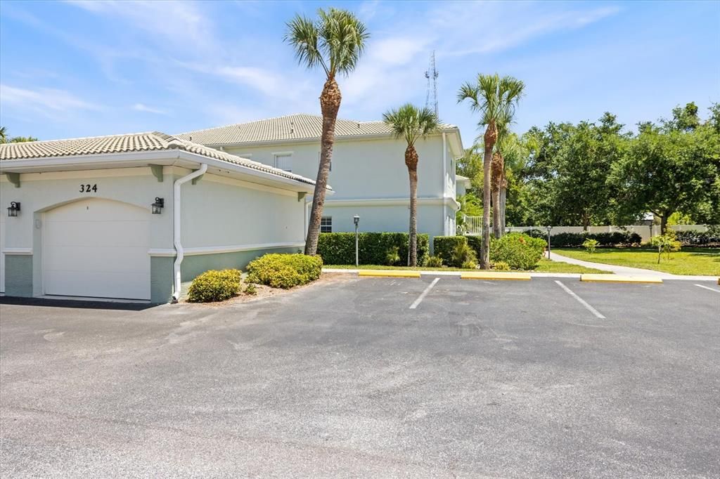 For Sale: $230,000 (2 beds, 2 baths, 1151 Square Feet)