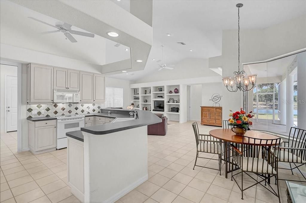 Active With Contract: $899,900 (4 beds, 3 baths, 3304 Square Feet)