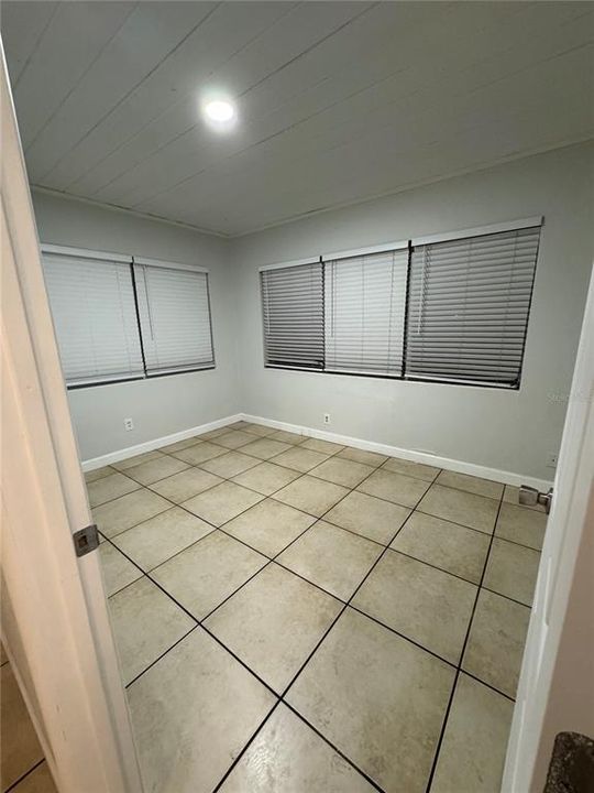For Rent: $2,500 (4 beds, 2 baths, 1365 Square Feet)