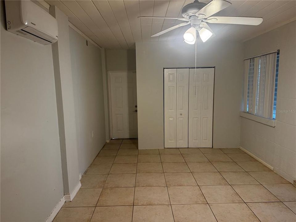 For Rent: $2,500 (4 beds, 2 baths, 1365 Square Feet)