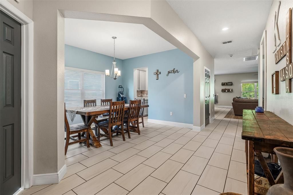 For Sale: $539,000 (5 beds, 2 baths, 3467 Square Feet)