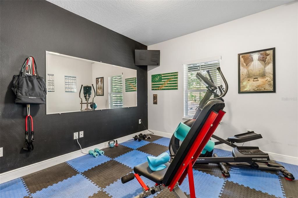 For Sale: $539,000 (5 beds, 2 baths, 3467 Square Feet)