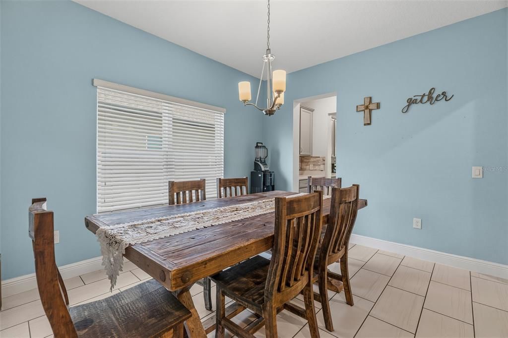 For Sale: $539,000 (5 beds, 2 baths, 3467 Square Feet)