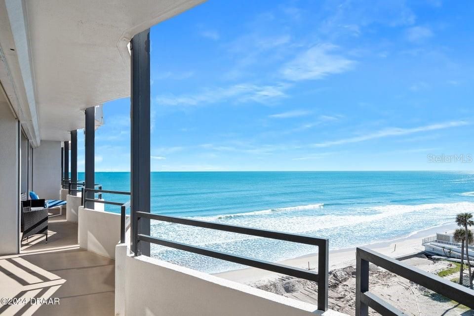 For Sale: $429,000 (2 beds, 2 baths, 1178 Square Feet)
