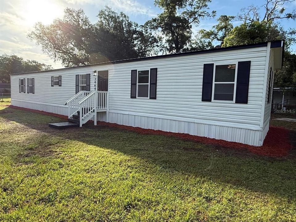 For Sale: $189,900 (3 beds, 2 baths, 1216 Square Feet)