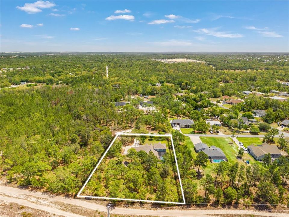 Activo con contrato: $775,000 (5 camas, 4 baños, 3482 Pies cuadrados)