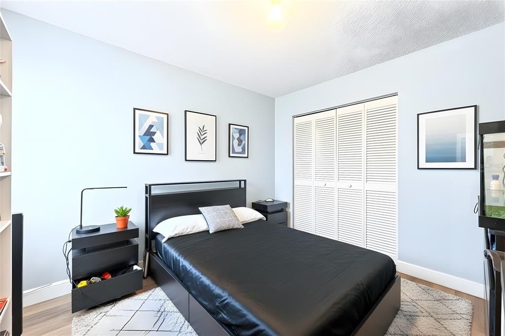 For Sale: $470,000 (3 beds, 2 baths, 1991 Square Feet)