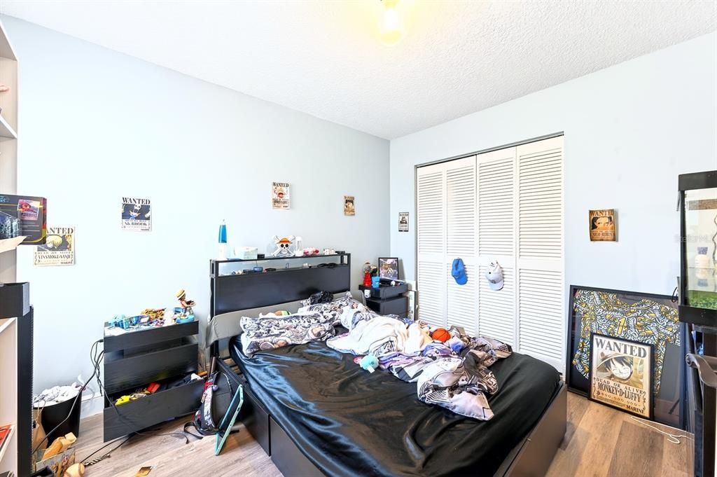 For Sale: $470,000 (3 beds, 2 baths, 1991 Square Feet)