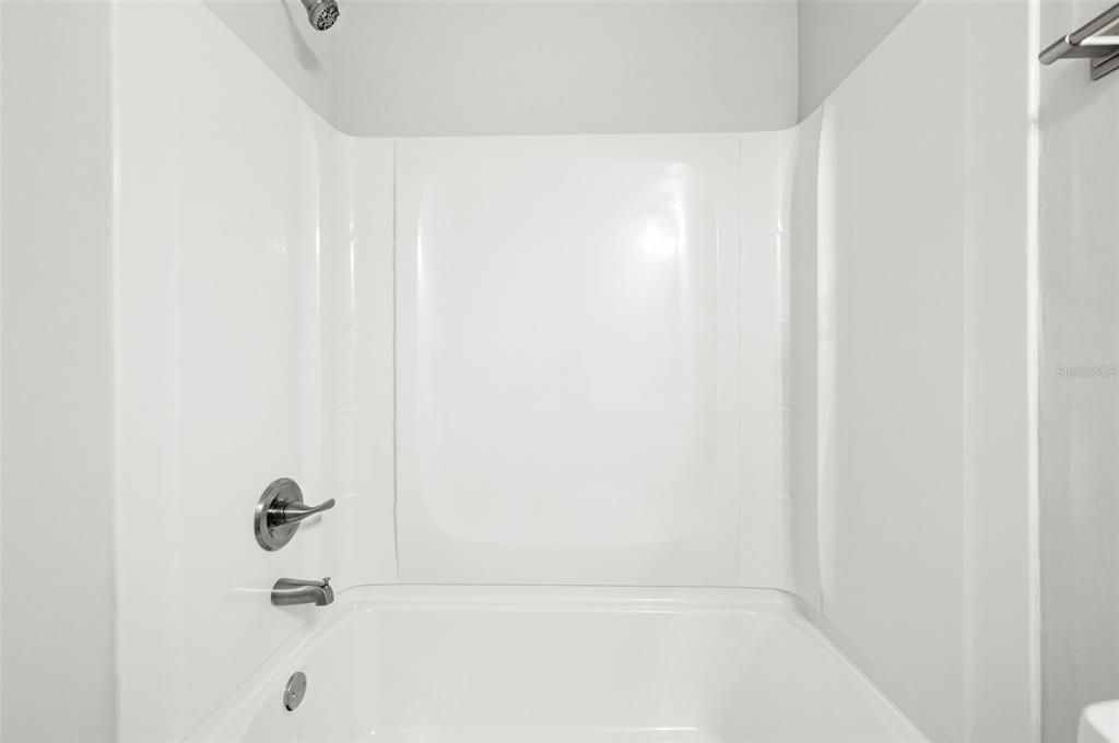 En Venta: $234,725 (3 camas, 2 baños, 1085 Pies cuadrados)