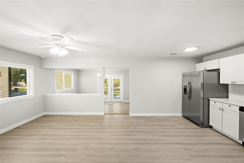En Venta: $234,725 (3 camas, 2 baños, 1085 Pies cuadrados)