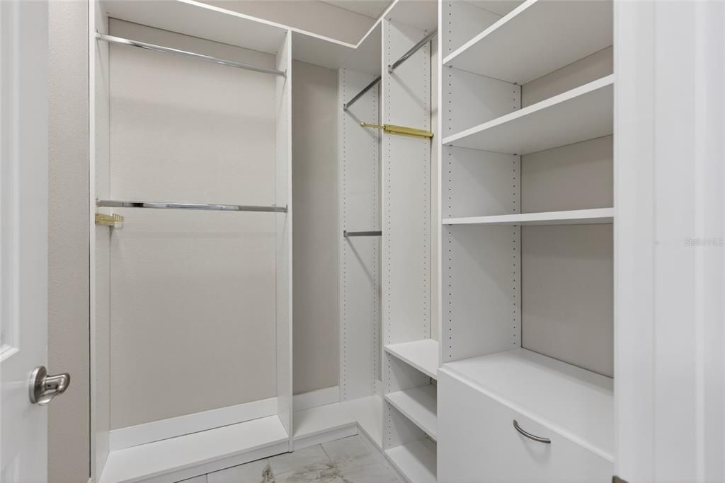 En Venta: $229,900 (2 camas, 2 baños, 1318 Pies cuadrados)