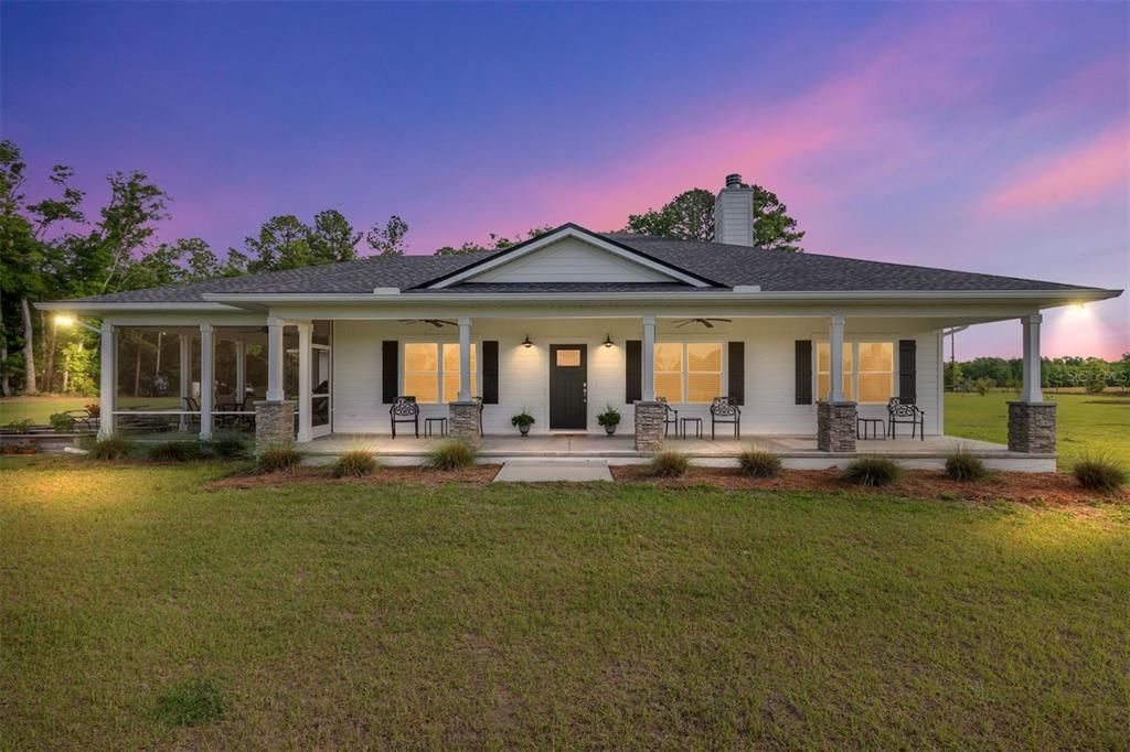 For Sale: $1,199,900 (5 beds, 3 baths, 2590 Square Feet)