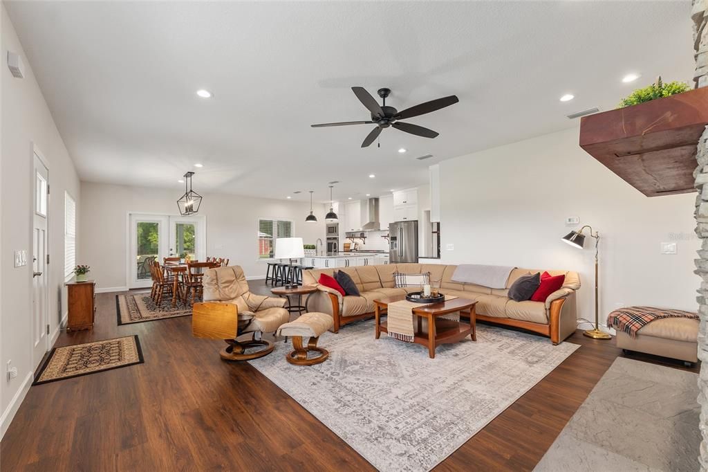 For Sale: $1,199,900 (5 beds, 3 baths, 2590 Square Feet)