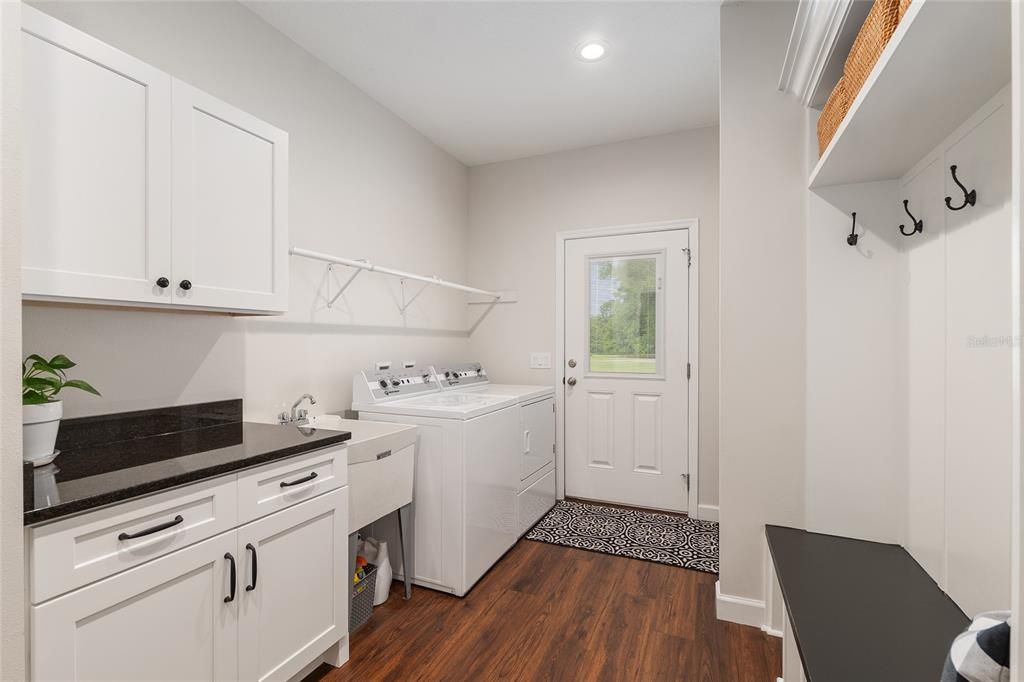 For Sale: $1,199,900 (5 beds, 3 baths, 2590 Square Feet)